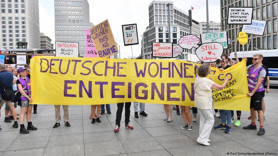 Could Berlin expropriate large real estate companies?