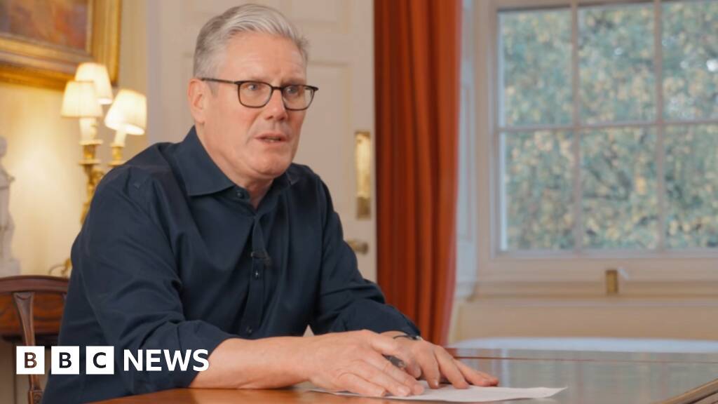 Growing up as young man 'not easy' says PM in letter to son