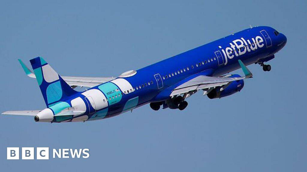 JetBlue pilot reports striking a drone while landing at JFK airport