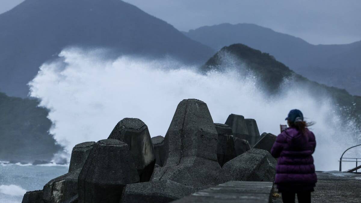 Taiwan issues warnings as Typhoon Champi nears