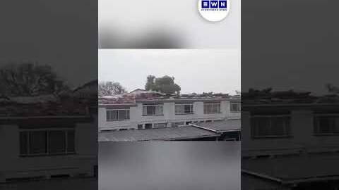 Heavy winds damage apartment building in Linden, Johannesburg