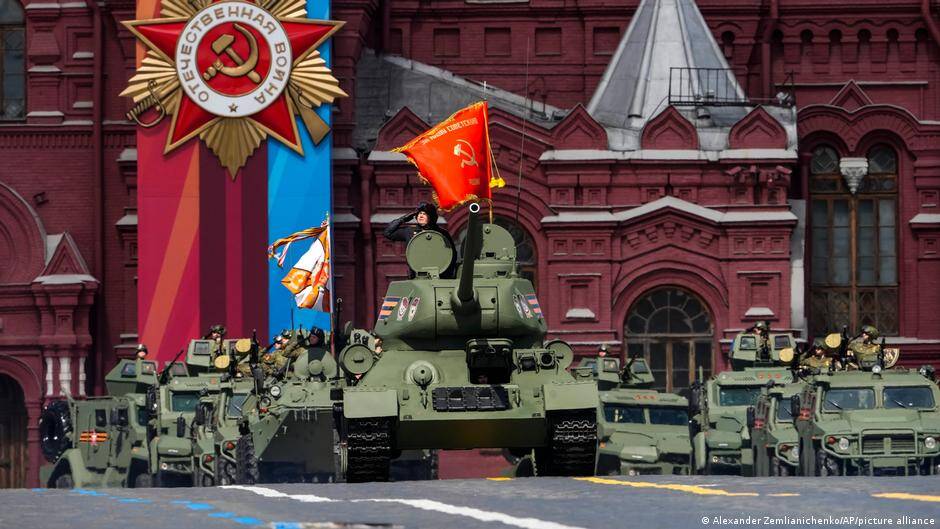 Russia offers Ukraine May 8-9 WWII anniversary ceasefire