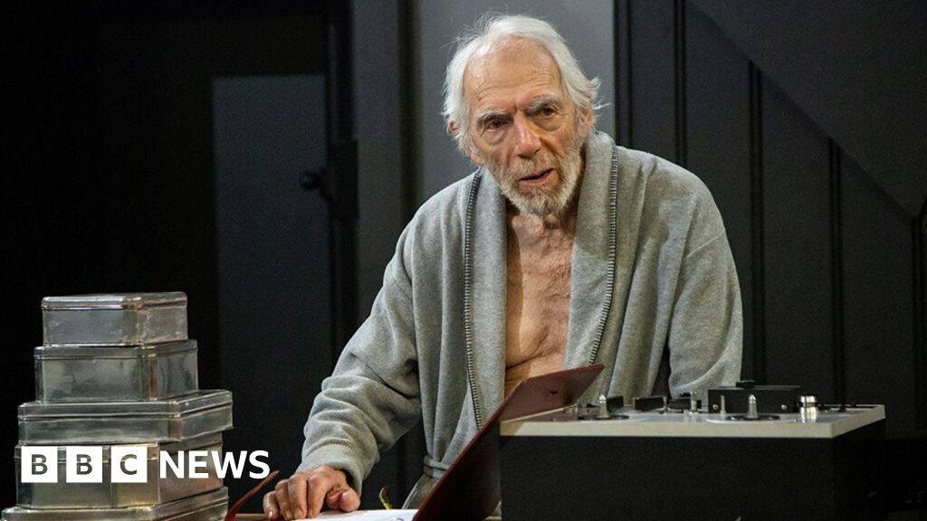 This actor was told he had Alzheimer's, now he's performing a one-man show
