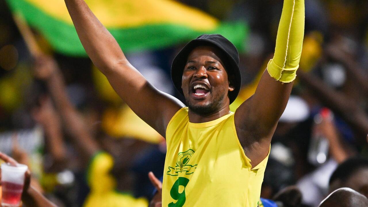 CWC Money Renovates: Sundowns Renew Clhoorkop