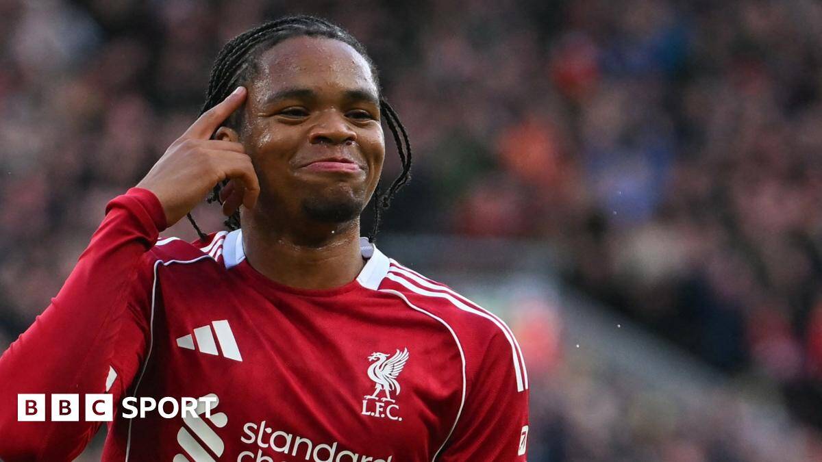 Fortune favours the brave - will Slot start Ngumoha against PSG?