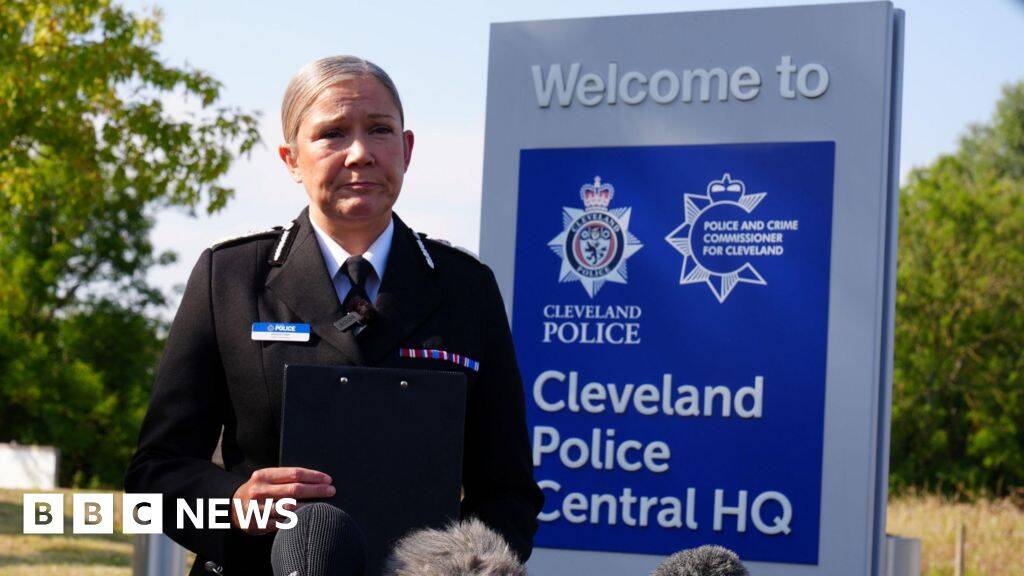 Police officers killed in wrong-way crash mourned in 'unimaginable loss'