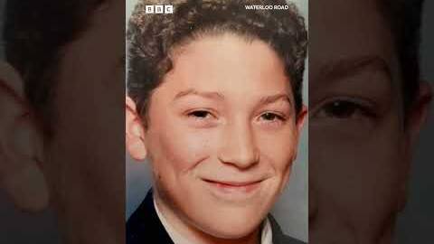 Can the cast of Waterloo road recognise each other from school? - BBC