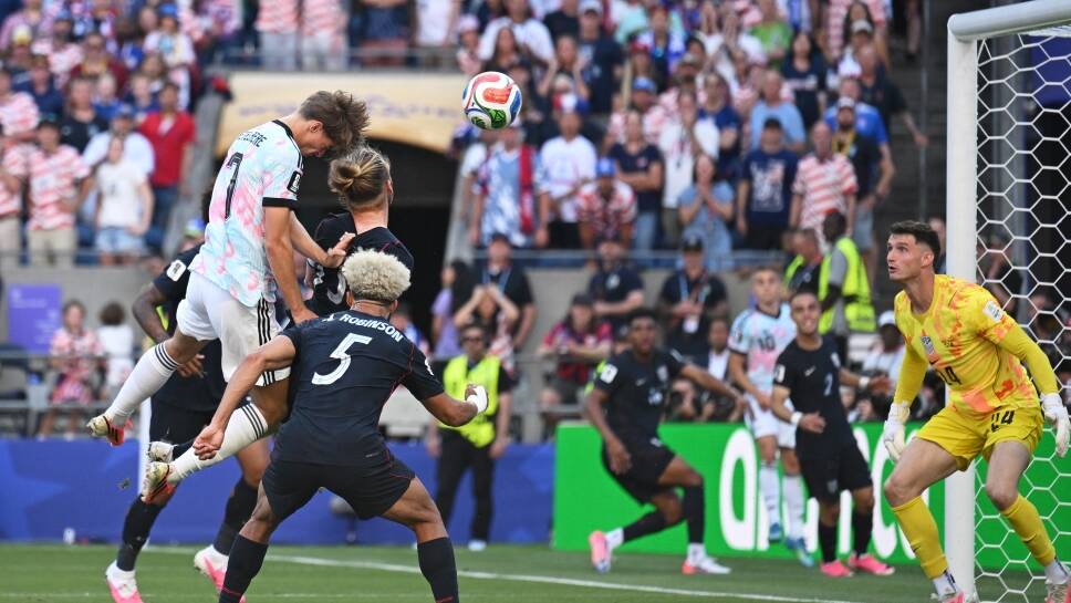 De Ketelaere brace puts Belgium into WC last 8, ends home interest