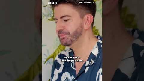 This cheap and easy hack will leave your mattress looking brand new 🛏️ - BBC