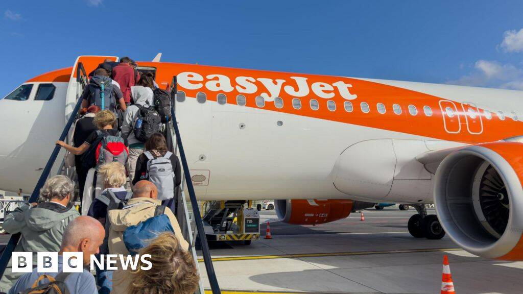 EasyJet agrees to &pound;5.7bn takeover by US firm