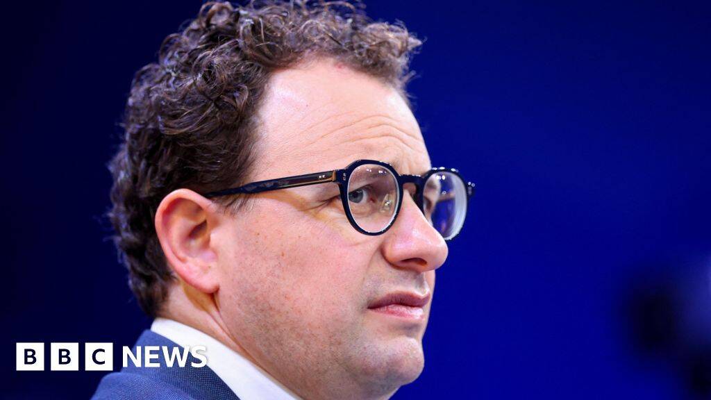 Anthropic boss rejects Pentagon demands to drop AI safeguards