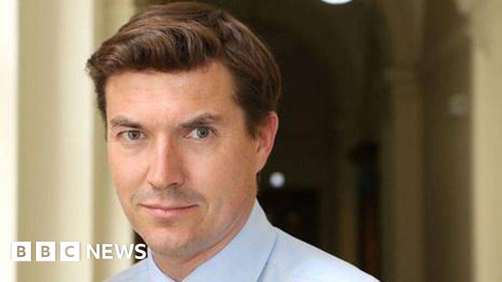 Deputy British ambassador to US abruptly leaves post