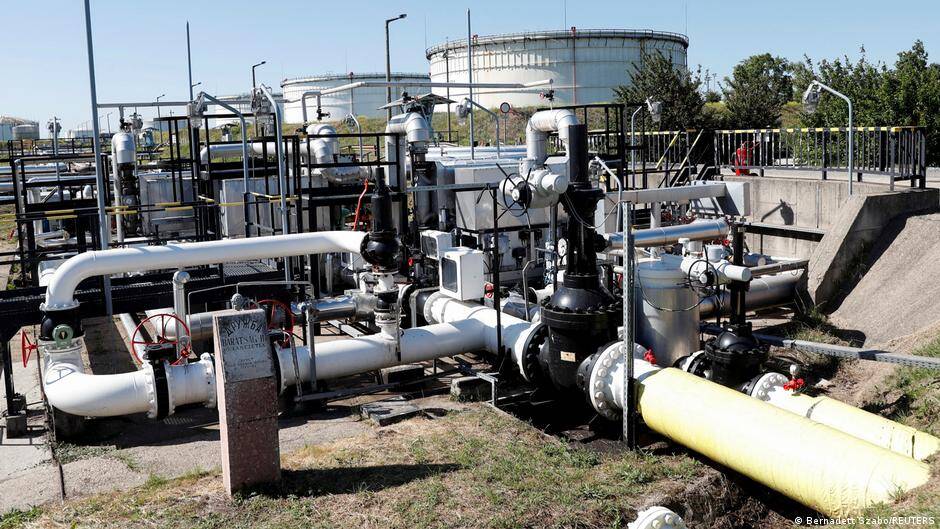 Ukraine: Russian oil to Hungary, Slovakia has restarted