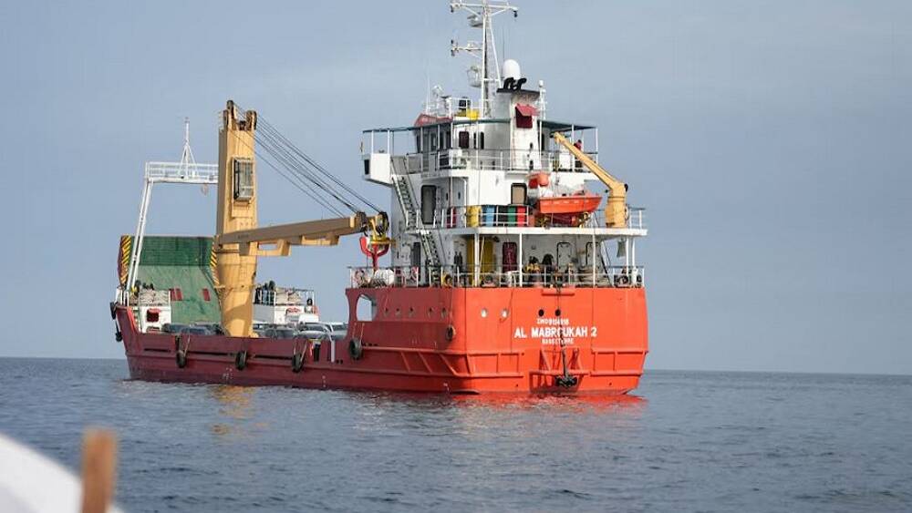 US begins Iran port blockade, oil prices ease on hopes for dialogue