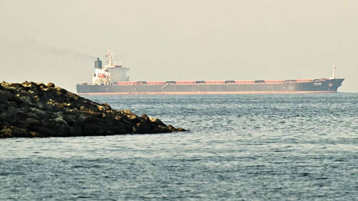 UN to begin evacuating stranded Mideast sailors after US-Iran talks