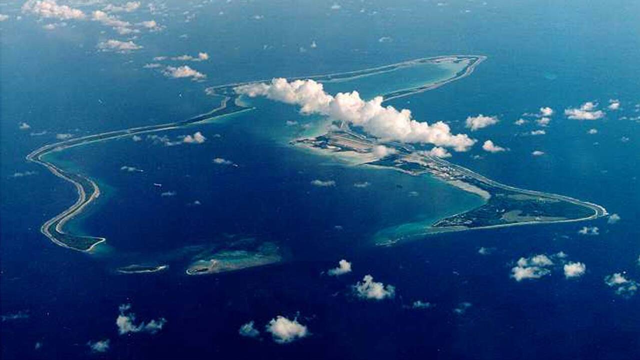 What is in the Chagos Islands deal and why is it controversial?
