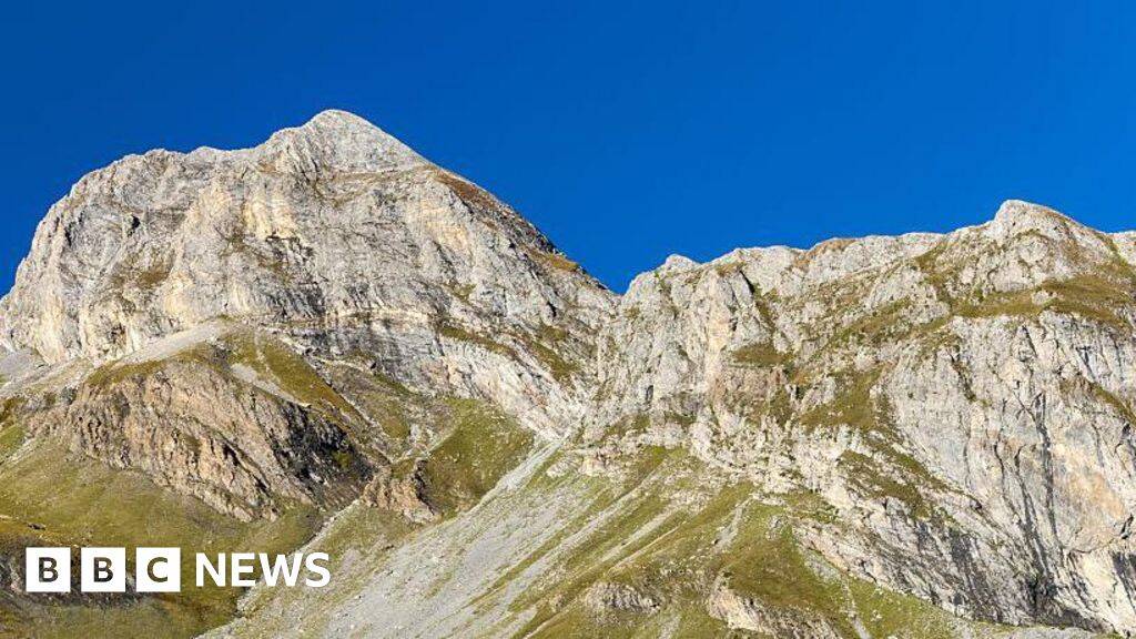British woman dies after Pyrenees peak fall
