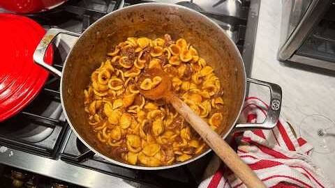 Alison Makes Osso Bucco Ragu at Home
