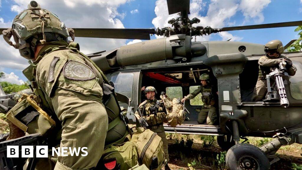 BBC joins Colombian commandos on search for jungle cocaine labs