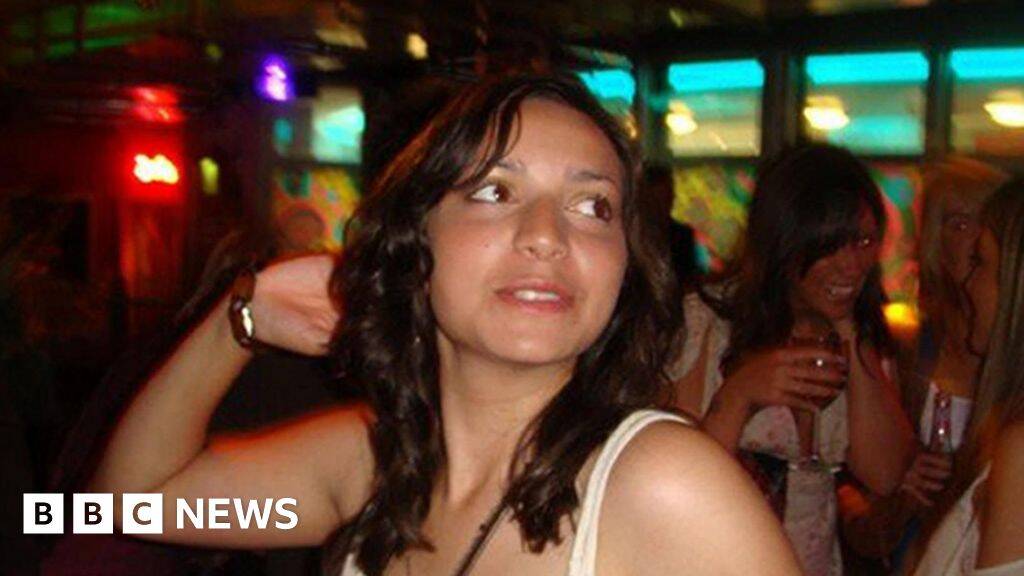 Meredith Kercher's sister criticises Amanda Knox comedy show