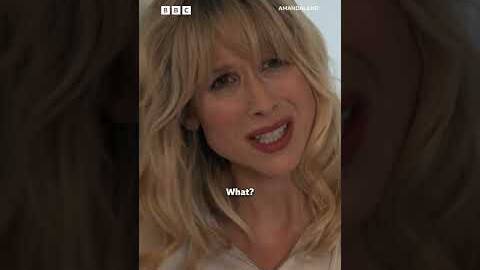 Amanda has the safe s*x chat with her mum 👀 - BBC