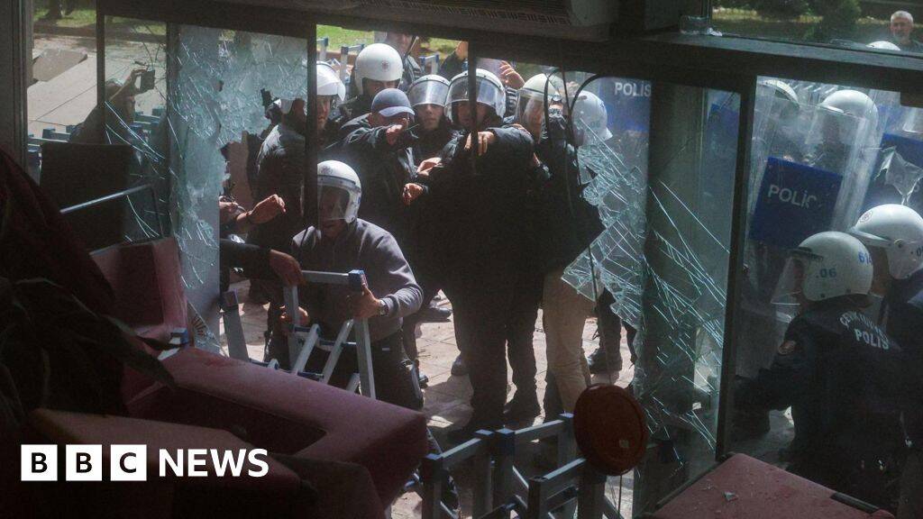 Turkish police storm opposition offices after leaders ousted