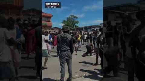 Residents of Nelson Mandela Bay, have taken to the streets of Korsten in Gqeberha