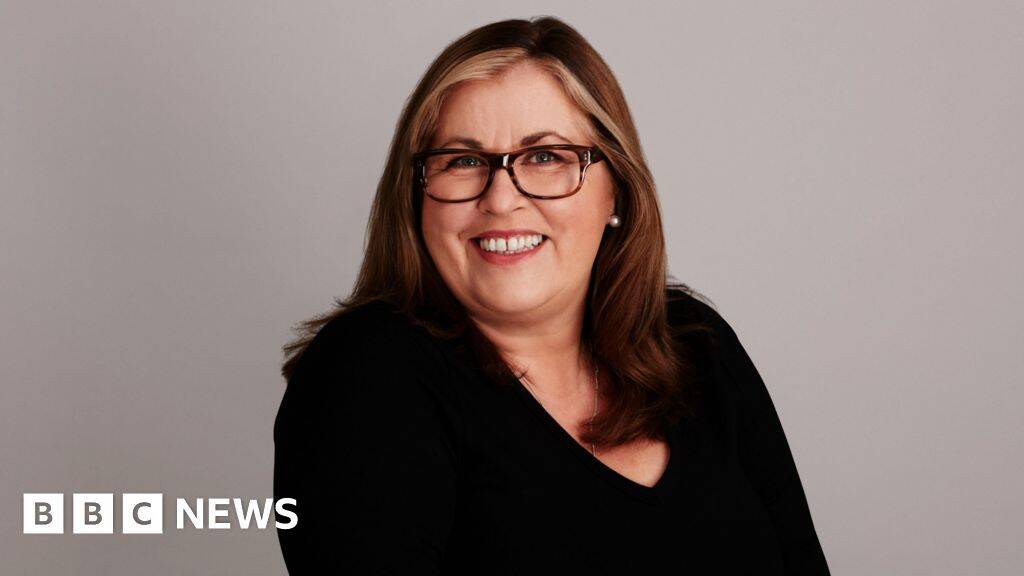 Liza Tarbuck leaves Radio 2 Saturday show after 14 years