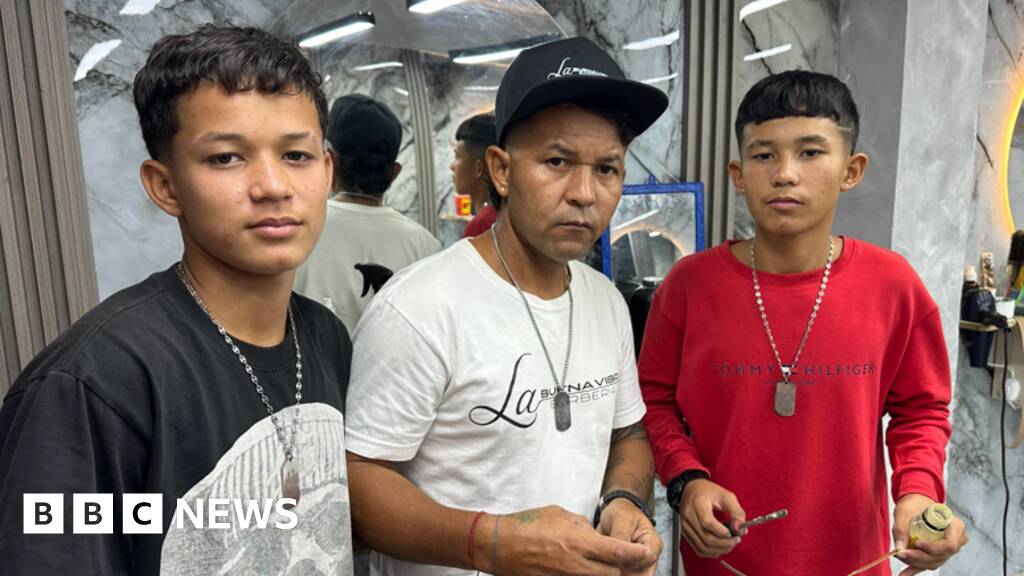 Teens who fled Venezuela after deadly quakes caught in another disaster in Colombia