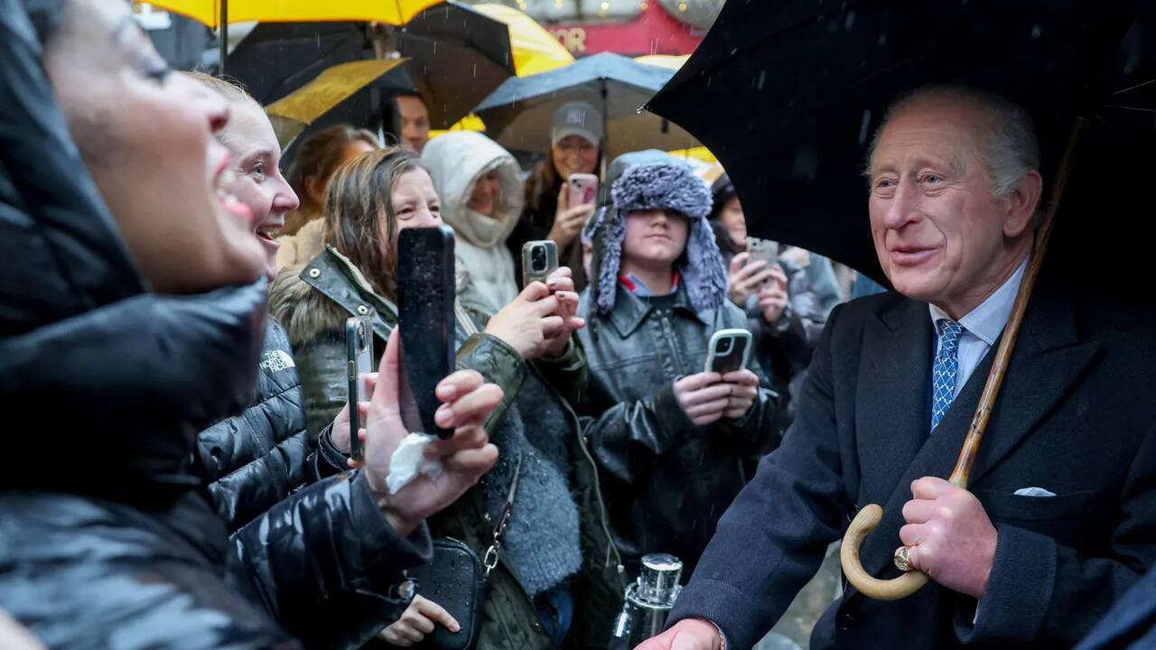King Charles Pours Up a Perfect Pint