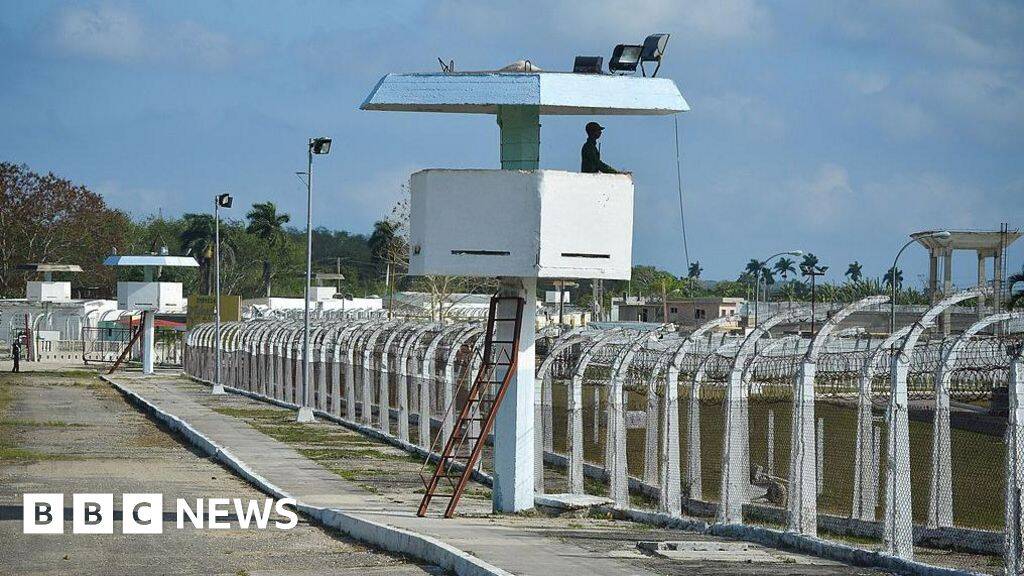 Cuba to release more than 2,000 prisoners, as pressure from US mounts