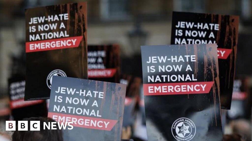Antisemitism 'a problem for all of us to fix', religious leaders say in letter