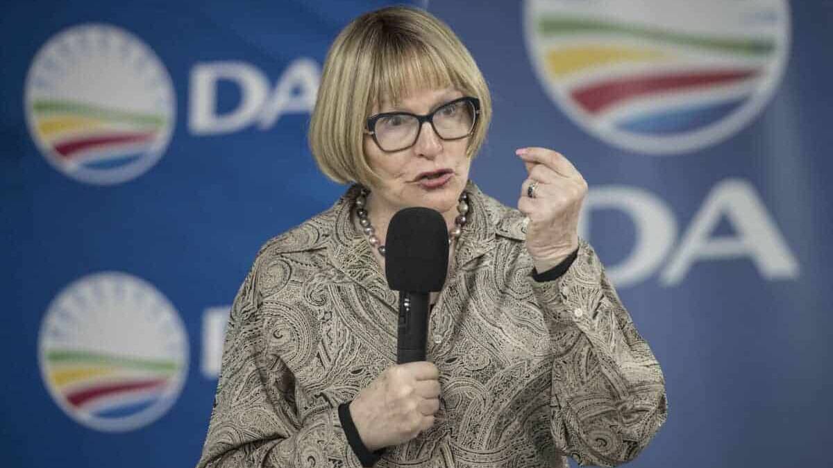 Zille winning PR war in race for Joburg&rsquo;s mayoral chain
