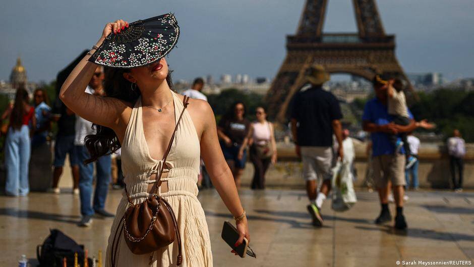 Fact check: As Europe bakes, does sunscreen help?