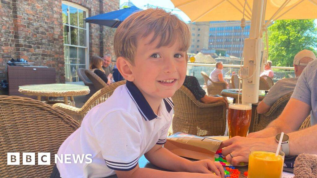 Allergy training to become compulsory in schools in England