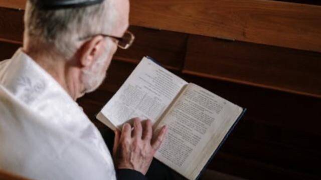 &lsquo;Marked return&rsquo; of worshippers to Tunisia Jewish pilgrimage