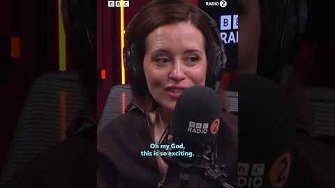 Did Richard E Grant just let his Traitors mask slip? - BBC