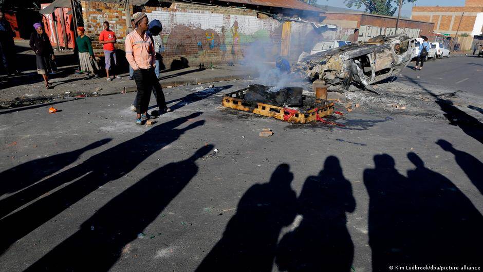 South Africa xenophobia response under fire