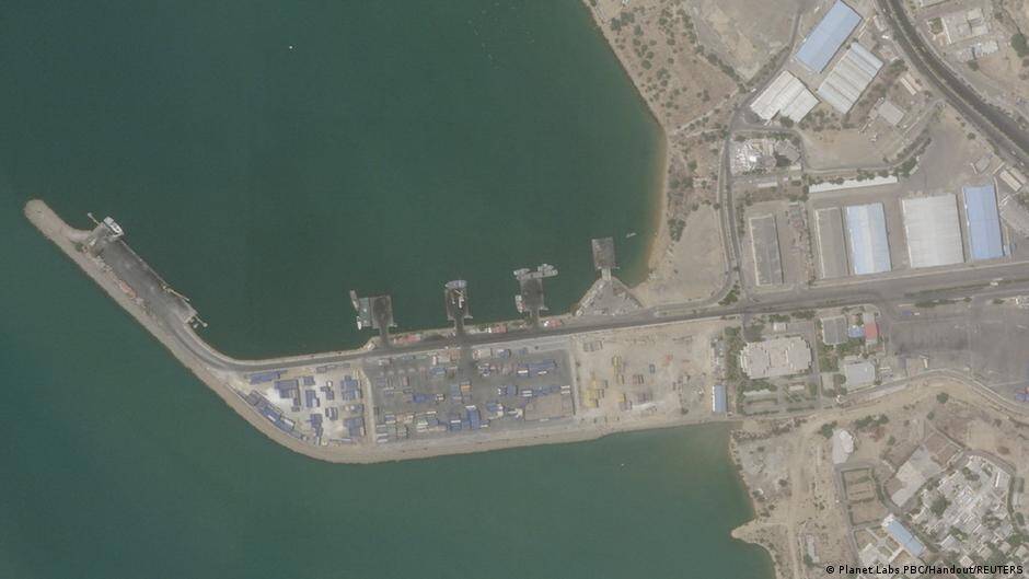 US wants Iranian pledge to halt Hormuz attacks &mdash; officials