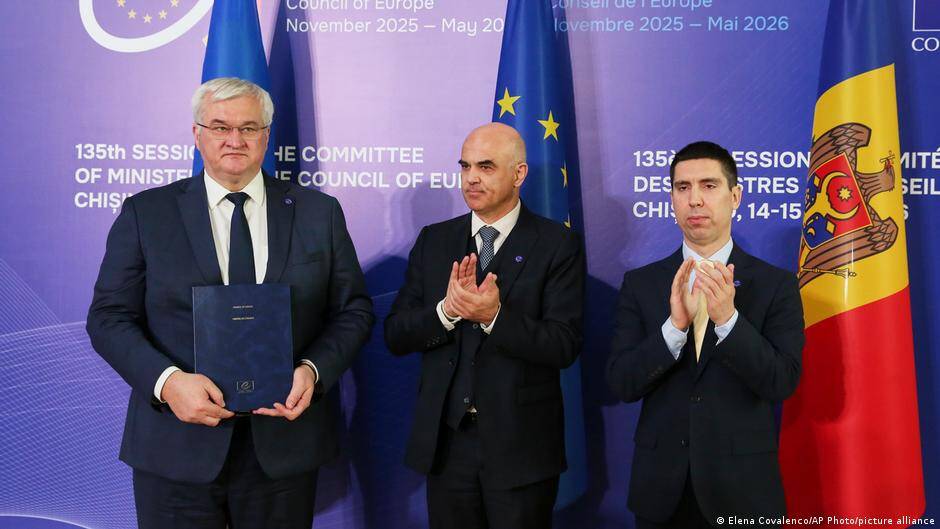 Ukraine: European countries sign up to special tribunal plan