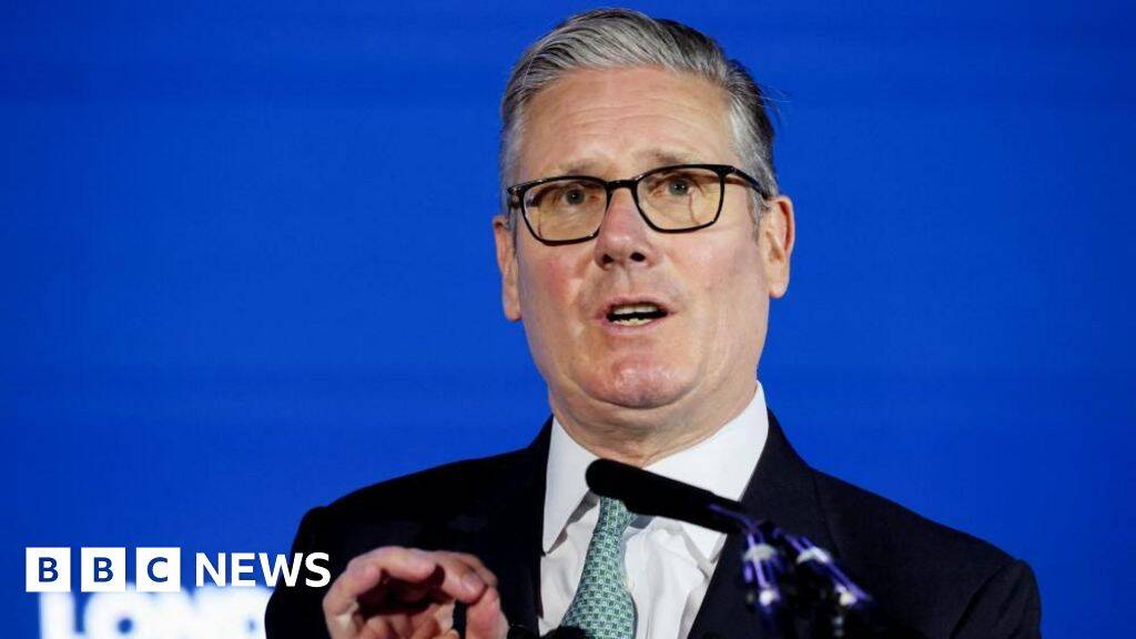 Starmer preparing to announce social media restrictions for children