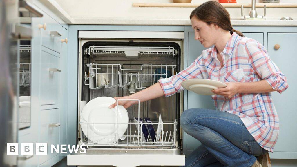 Yes there is a right way to stack the dishwasher. Here are the 5 rules