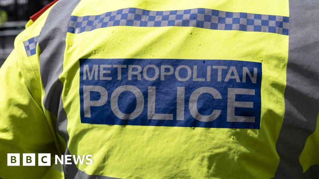 Police officers photographed body on own phones