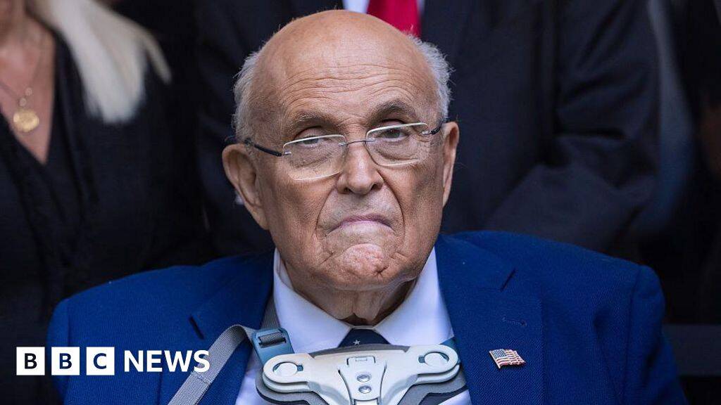 Giuliani recovering from pneumonia and 'now breathing on his own'