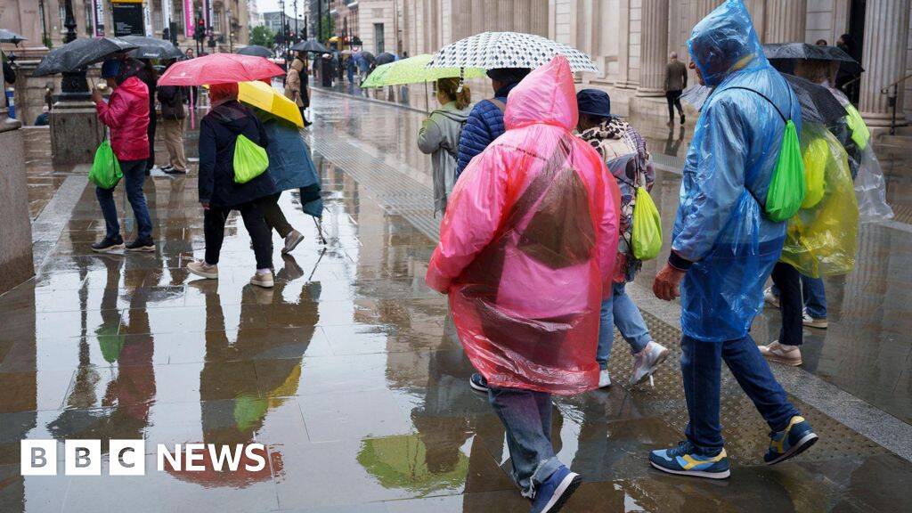 Thunderstorm warnings issued for parts of UK with flash flooding expected