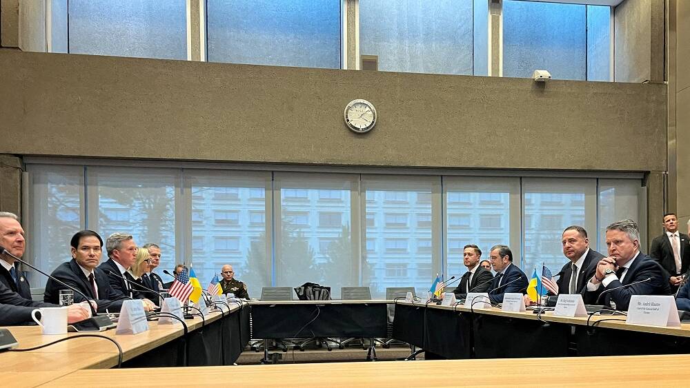 Trump accuses Ukraine of ingratitude as officials meet in Geneva