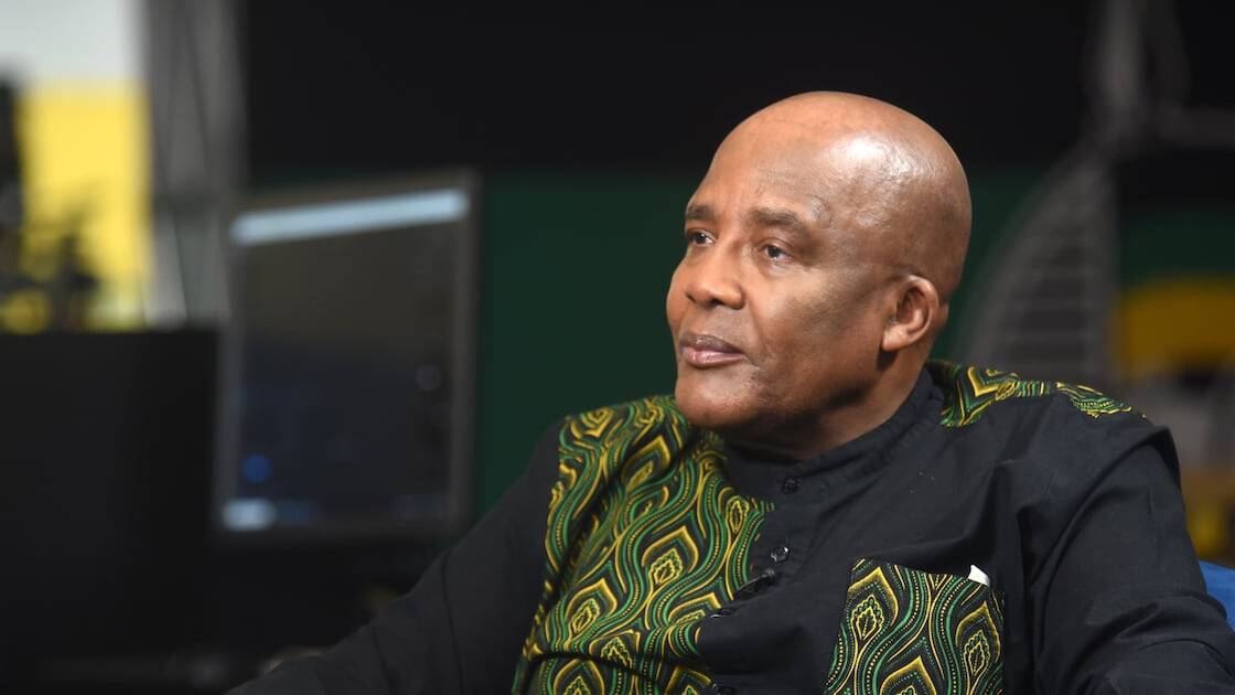 Aaron Motsoaledi visits grieving family of accident victims, pledges help