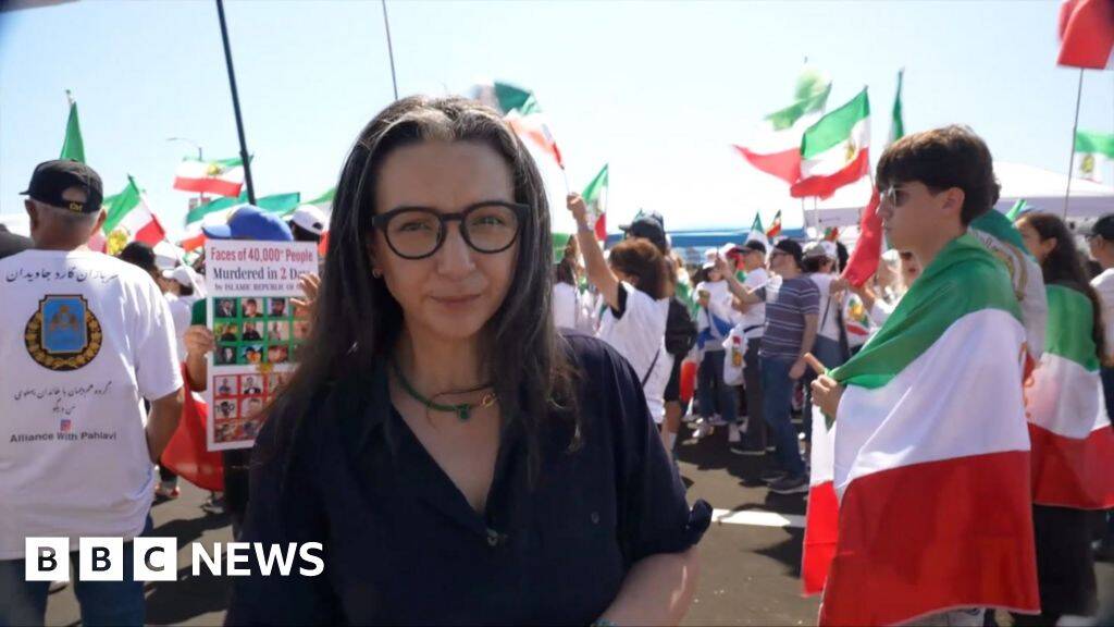 Iranian-Americans protest against Iran team at World Cup