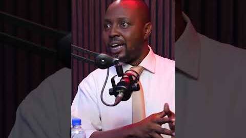 Cupcakes, chokers and the toss