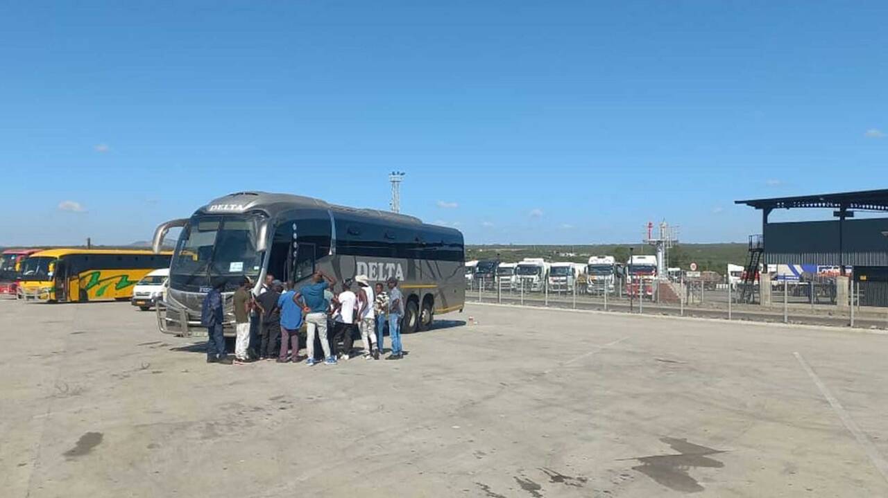 Zimbabwe repatriates citizens fleeing Mossel Bay unrest